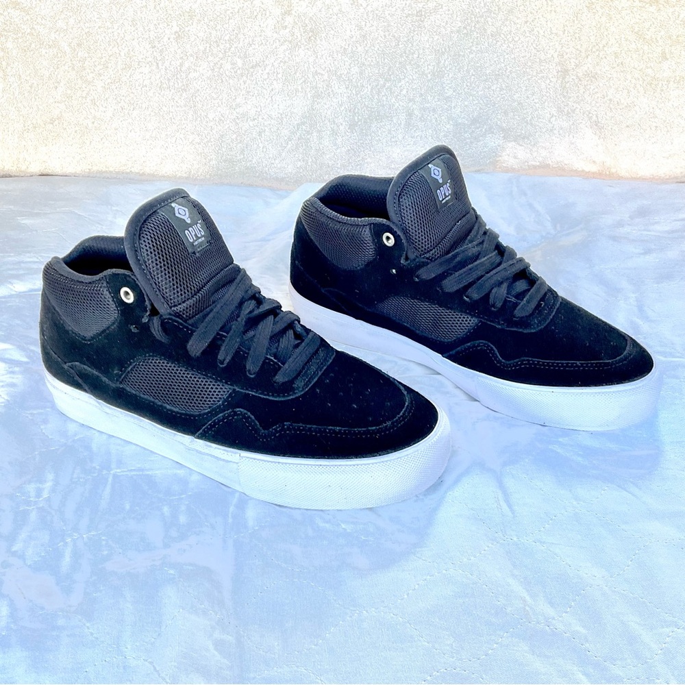 Opus Standard Mid Men’s Skate Shoes Size 6 Black/White – Brand New in Box